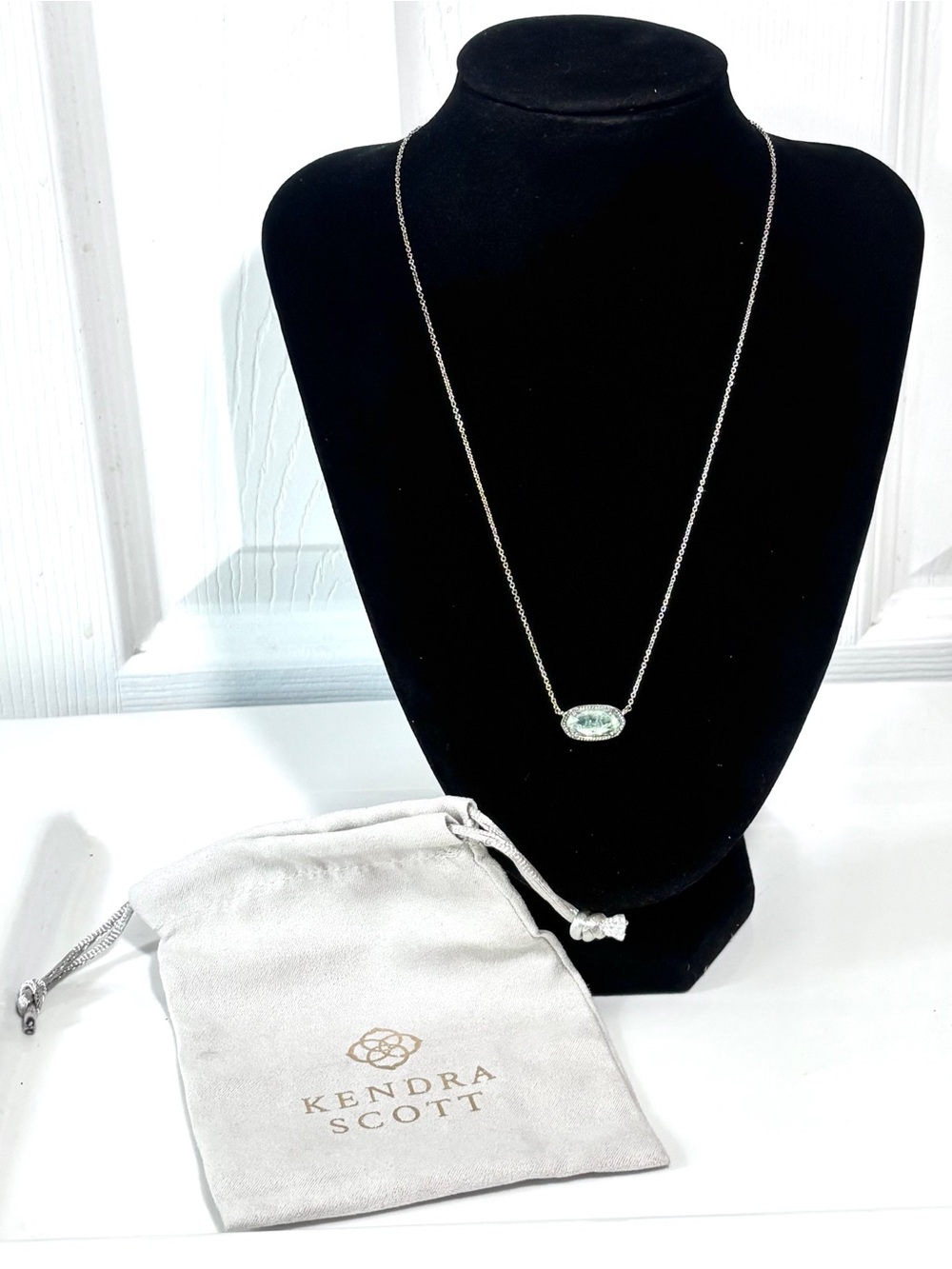 Kendra Scott Elisa Pendant Necklace in Light Blue Illusion with Dust Bag